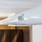 Conducto de ventilación con rejilla instalados por Cliser. Expertos en extractor de aire industrial